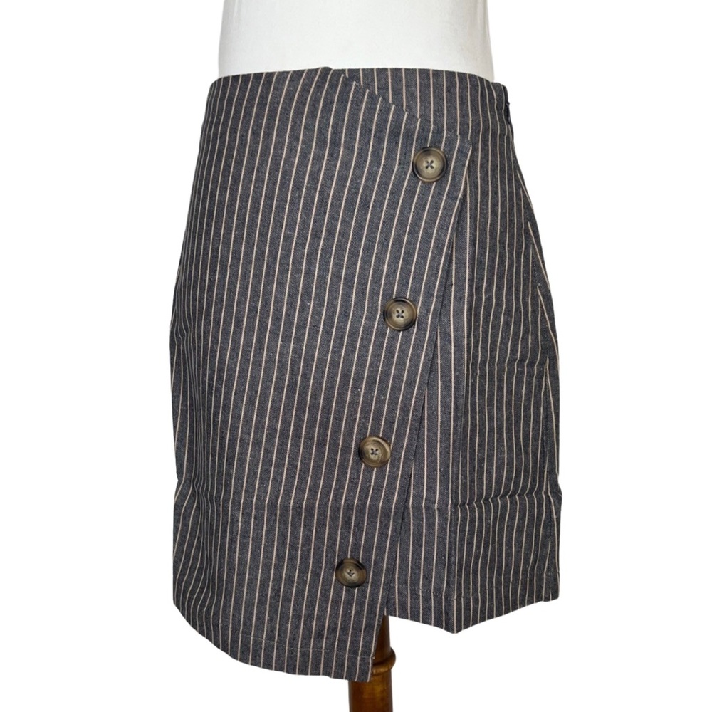 Chic Blue Denim Striped Asymmetric Pencil Skirt with Buttons - Picture 8 of 16